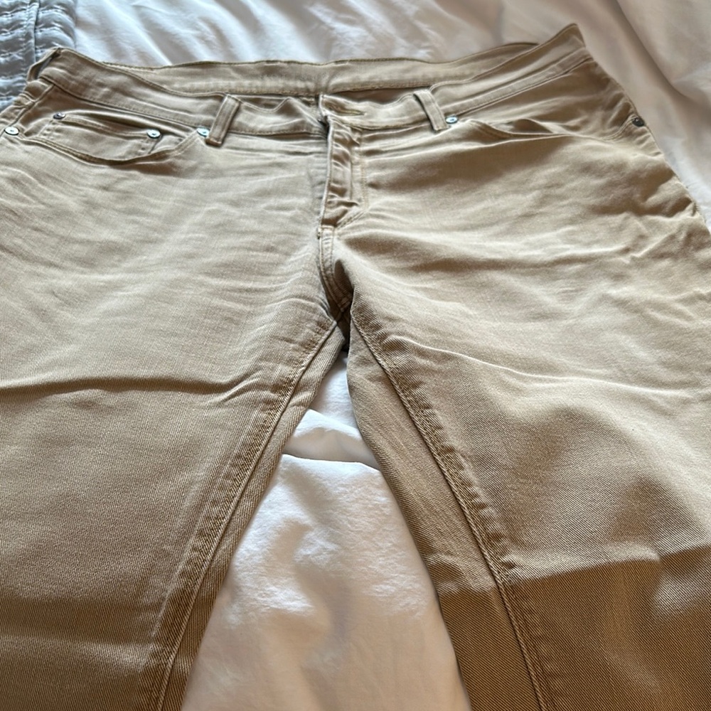 Men’s tan jeans straight leg 35x32L